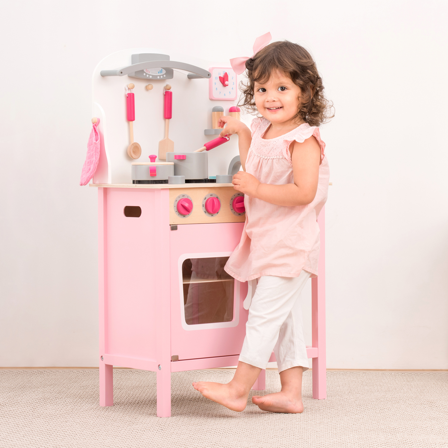 Игрушечная кухня New Classic Toys - фото 4