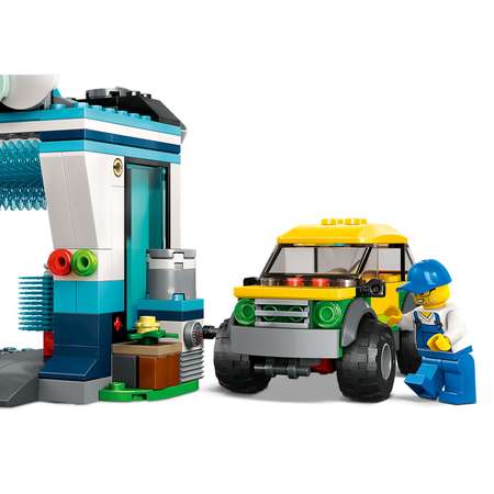 Конструктор LEGO City Автомойка блочный