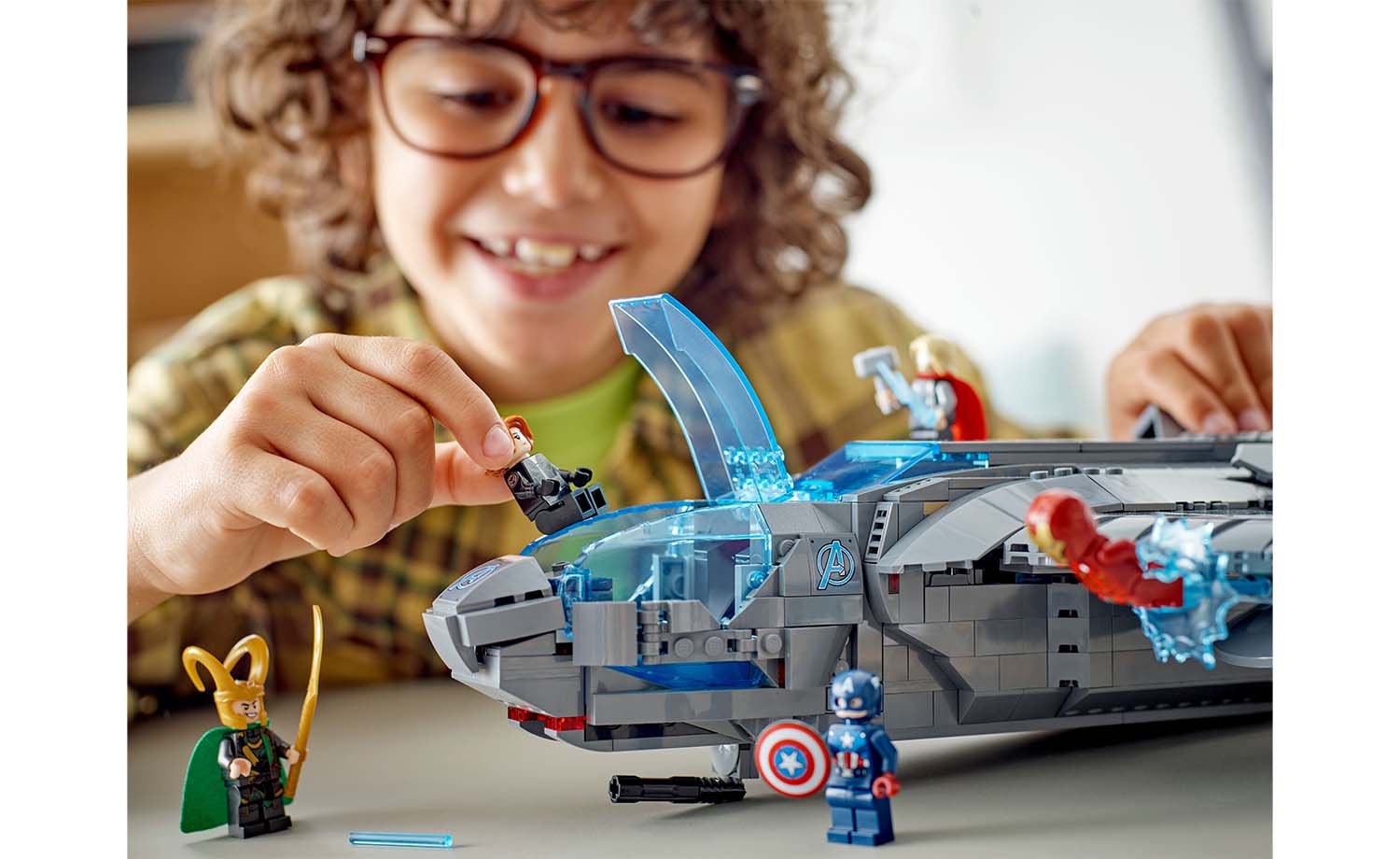 Конструктор LEGO Marvel Super Heroes Квинджет Мстителей блочный - фото 14