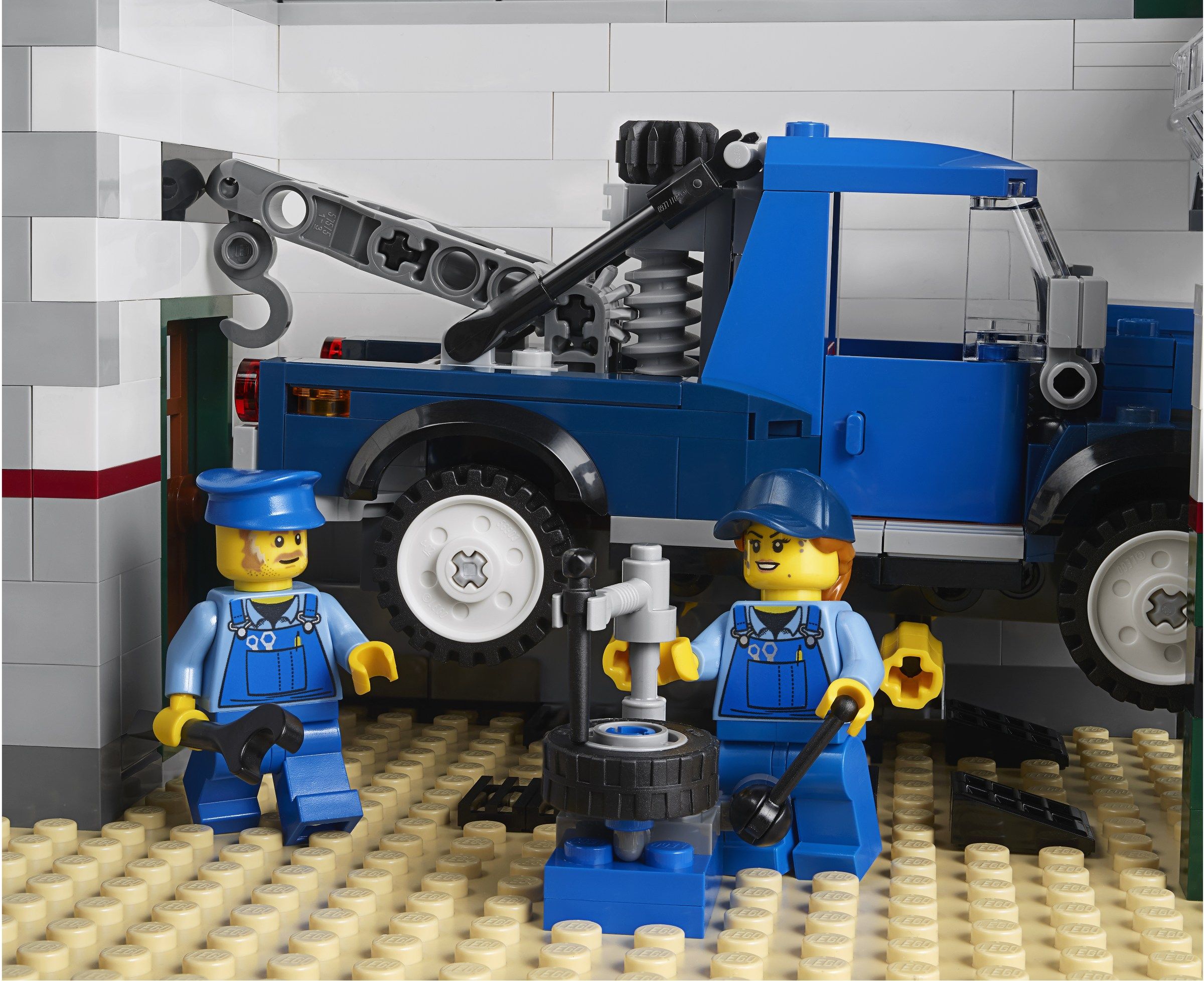 Конструктор LEGO Creator 2569 дет. - фото 9