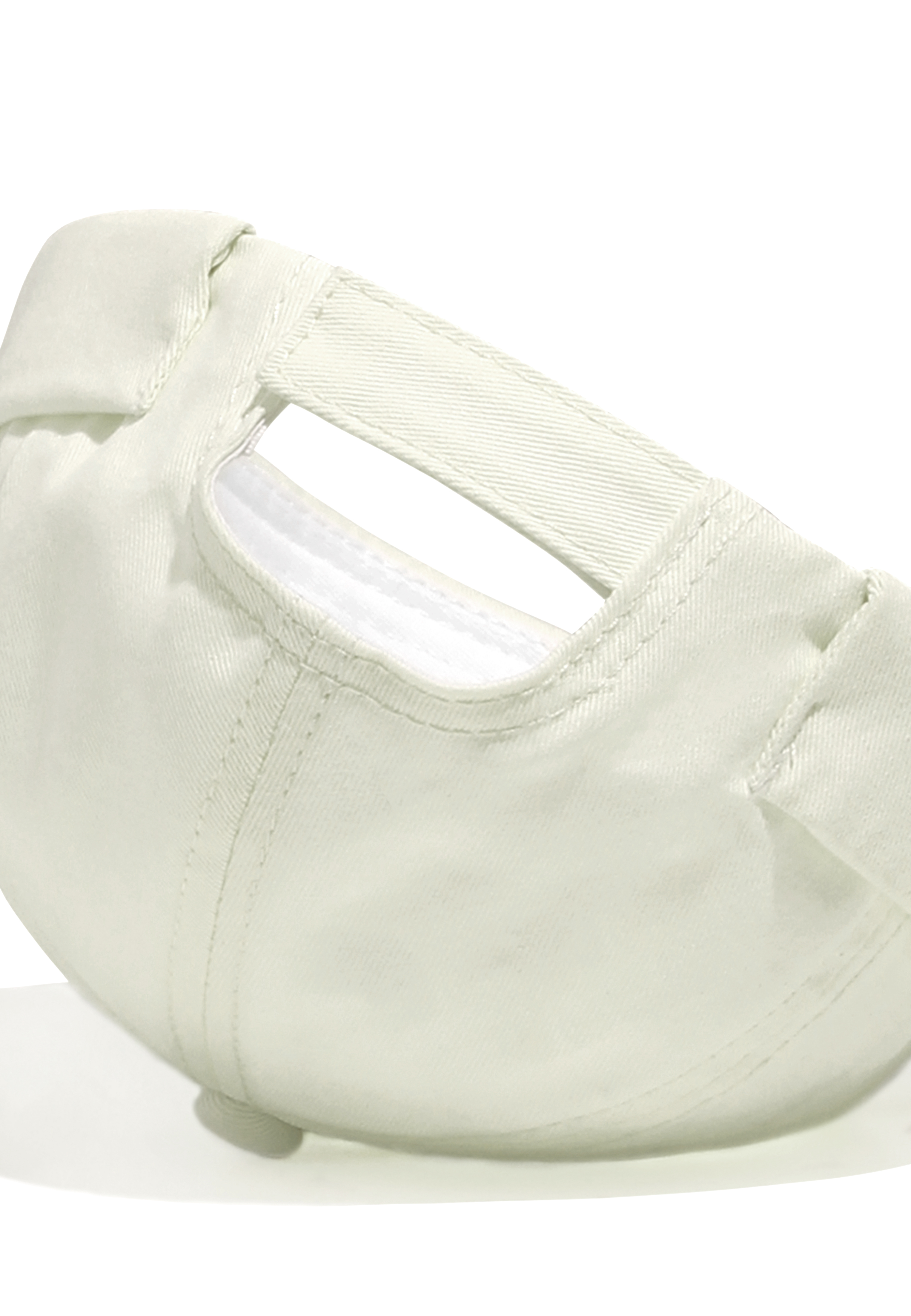 Шапка OZITI KIDS ok010221/белый - фото 5