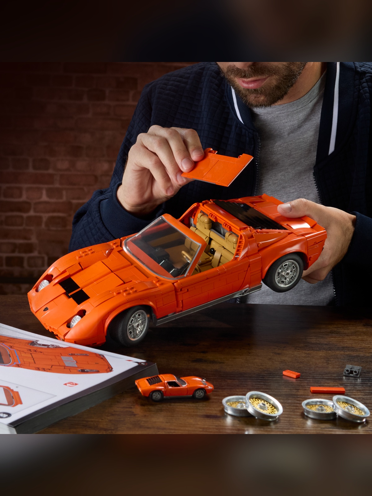 Конструктор Brick Shop Lamborghini Miura 1523 дет. - фото 9