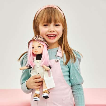 Кукла Orange Toys Billie в джинсовом сарафане 32см SS06-24