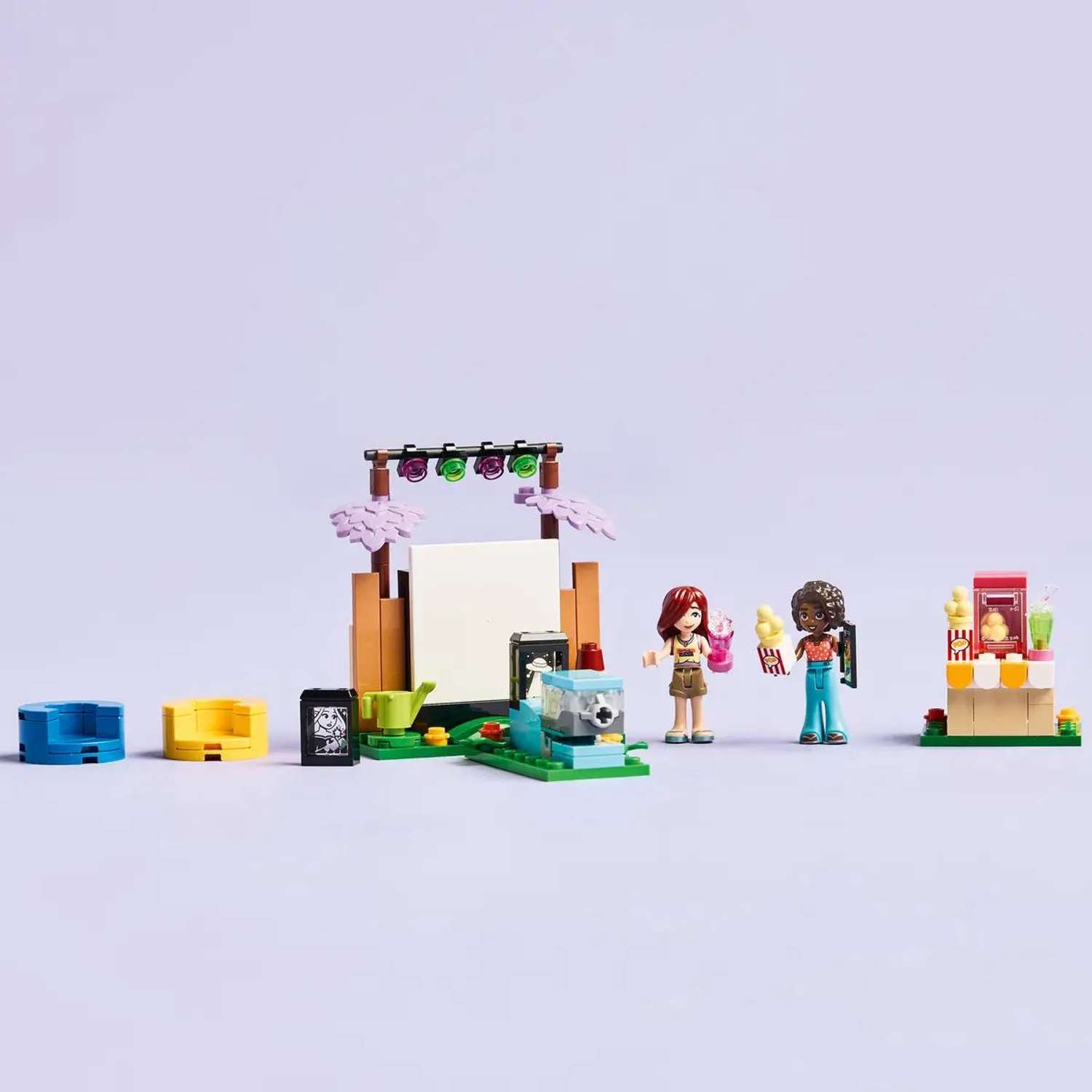Конструктор LEGO Friends Дружеский вечер фильмов блочный - фото 8