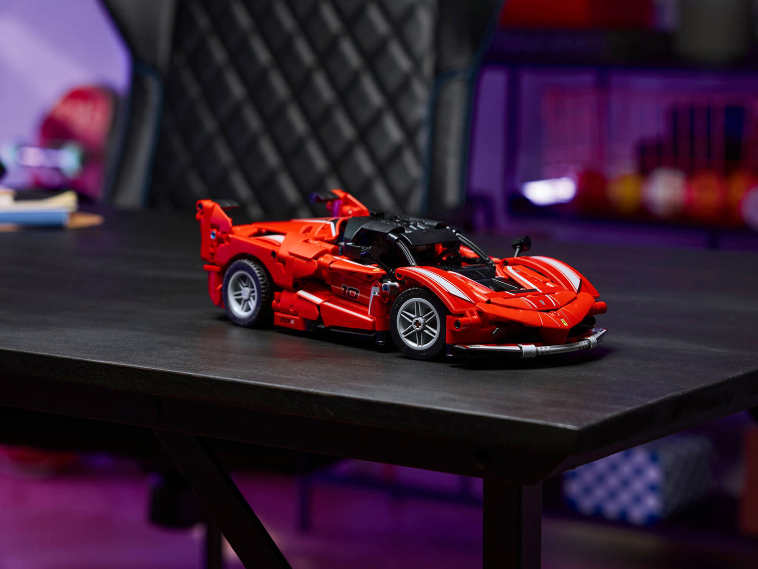 Конструктор LEGO Technic Ferrari FXX K 897 дет. - фото 11