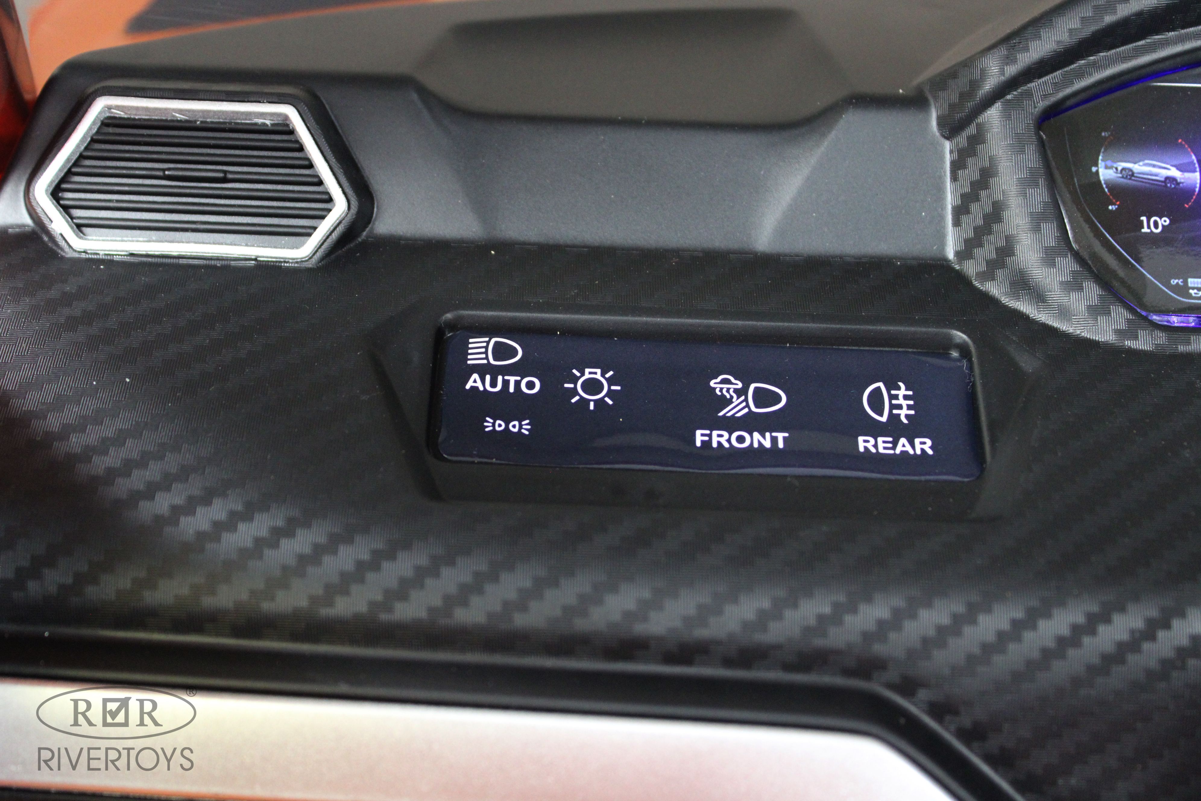 Электромобиль RIVERTOYS E777EE-ORANGE С пультом ДУ - фото 11