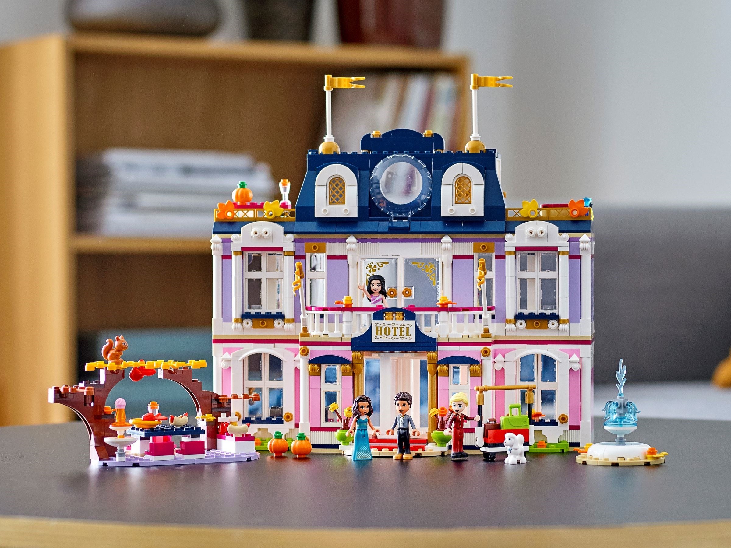 Конструктор LEGO Friends 41684 1308 дет. - фото 16