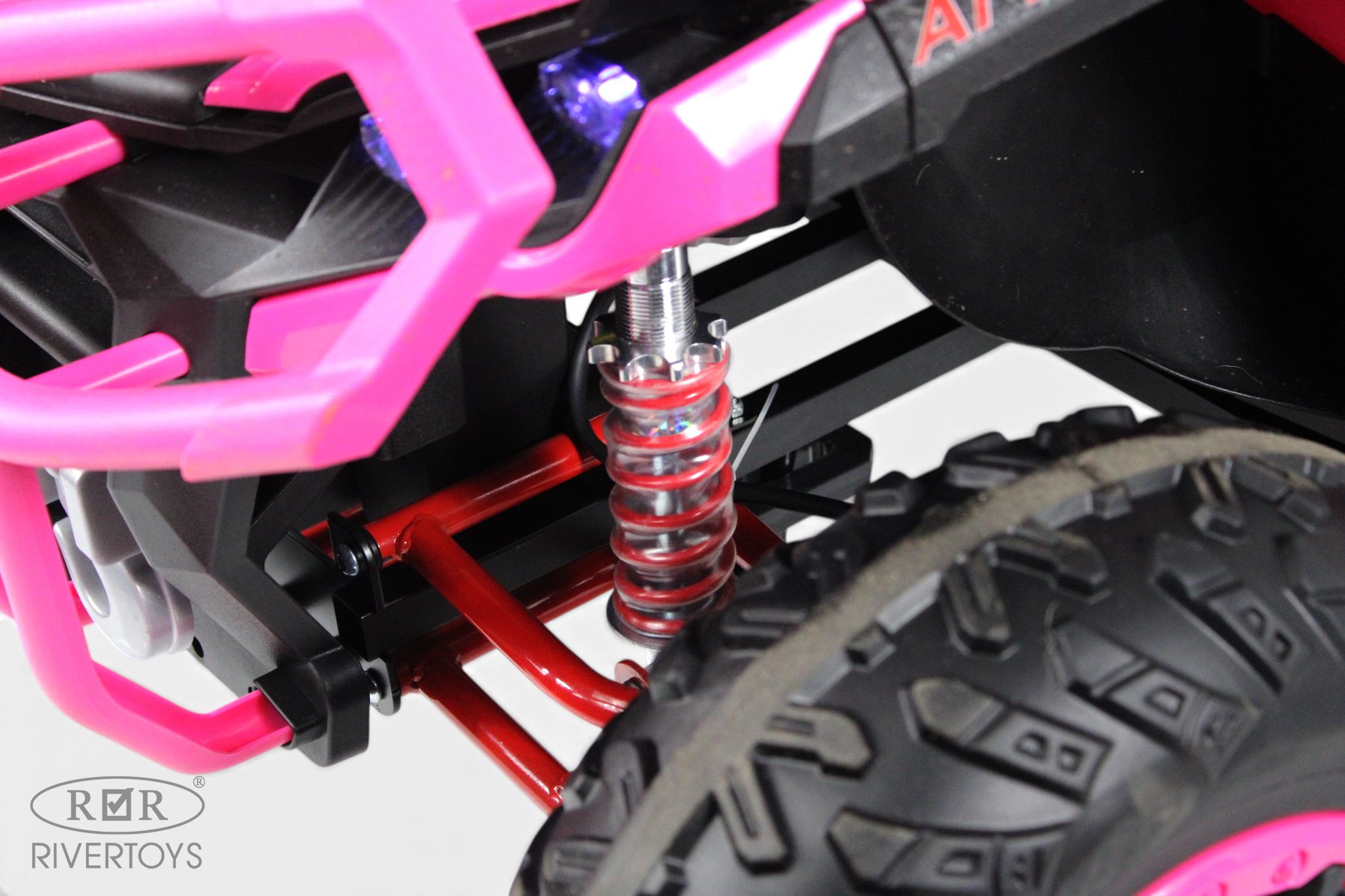 Электромобиль RIVERTOYS Z111ZZ-NEW-PINK С пультом ДУ - фото 20