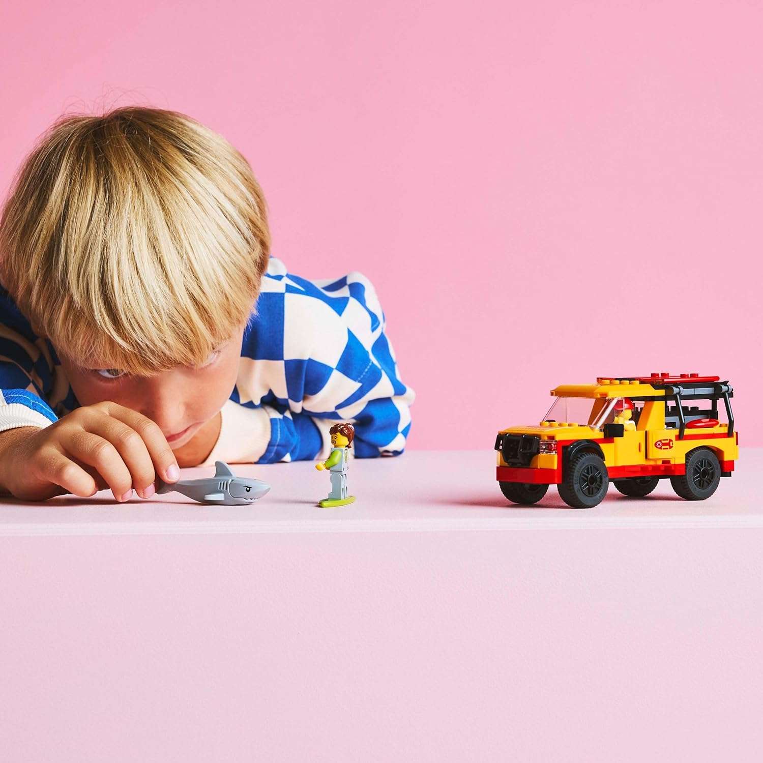 Конструктор LEGO City Пляжная спасательная машина блочный - фото 6