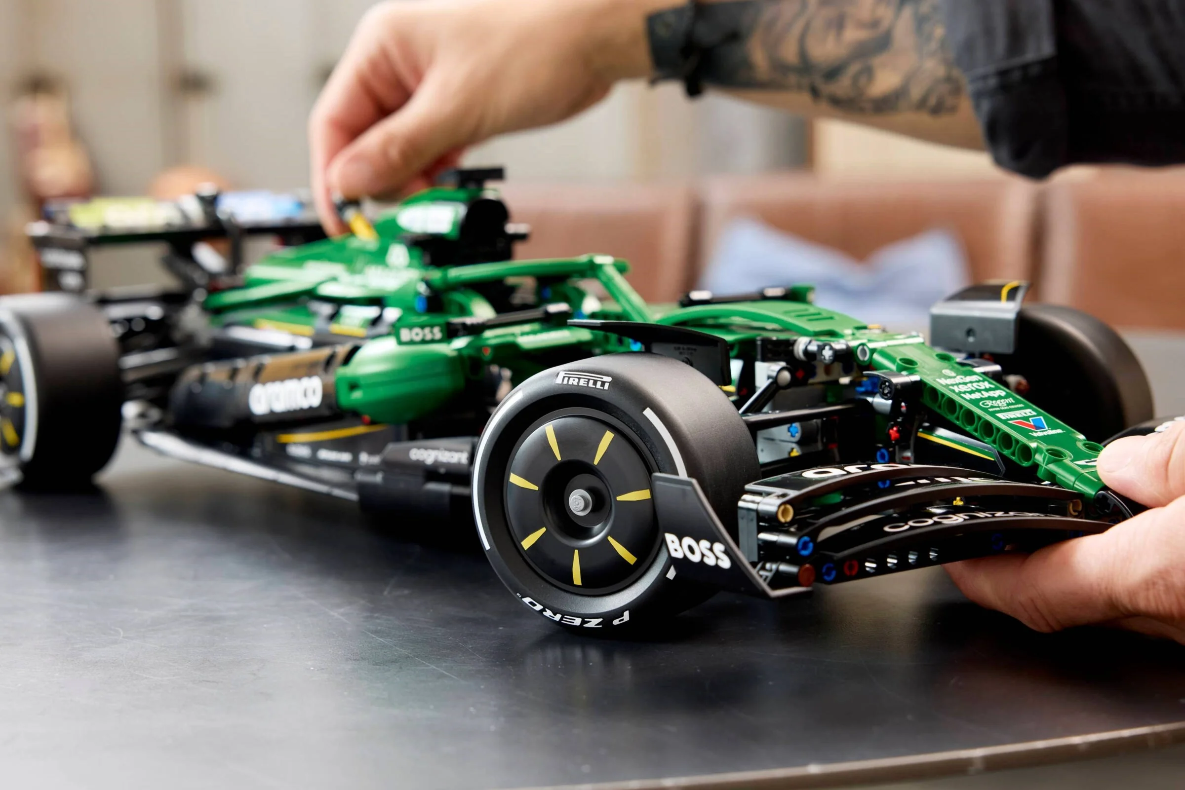 Конструктор LEGO Technic 1547 дет. - фото 12