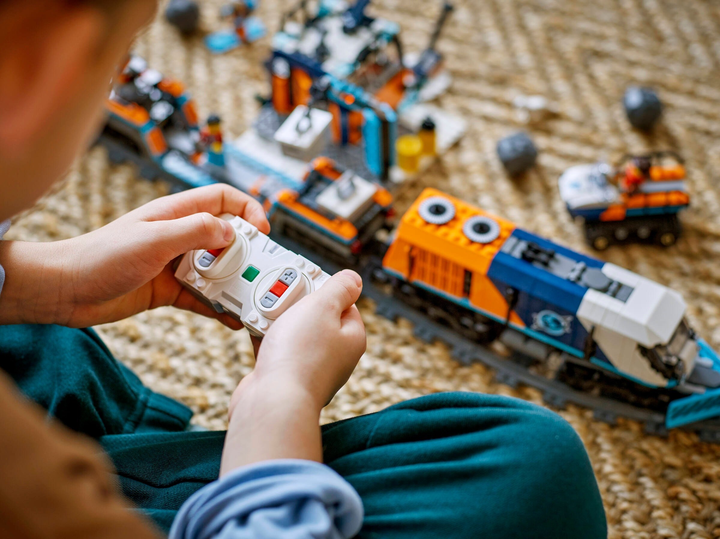 Конструктор LEGO City 60470 1517 дет. - фото 5