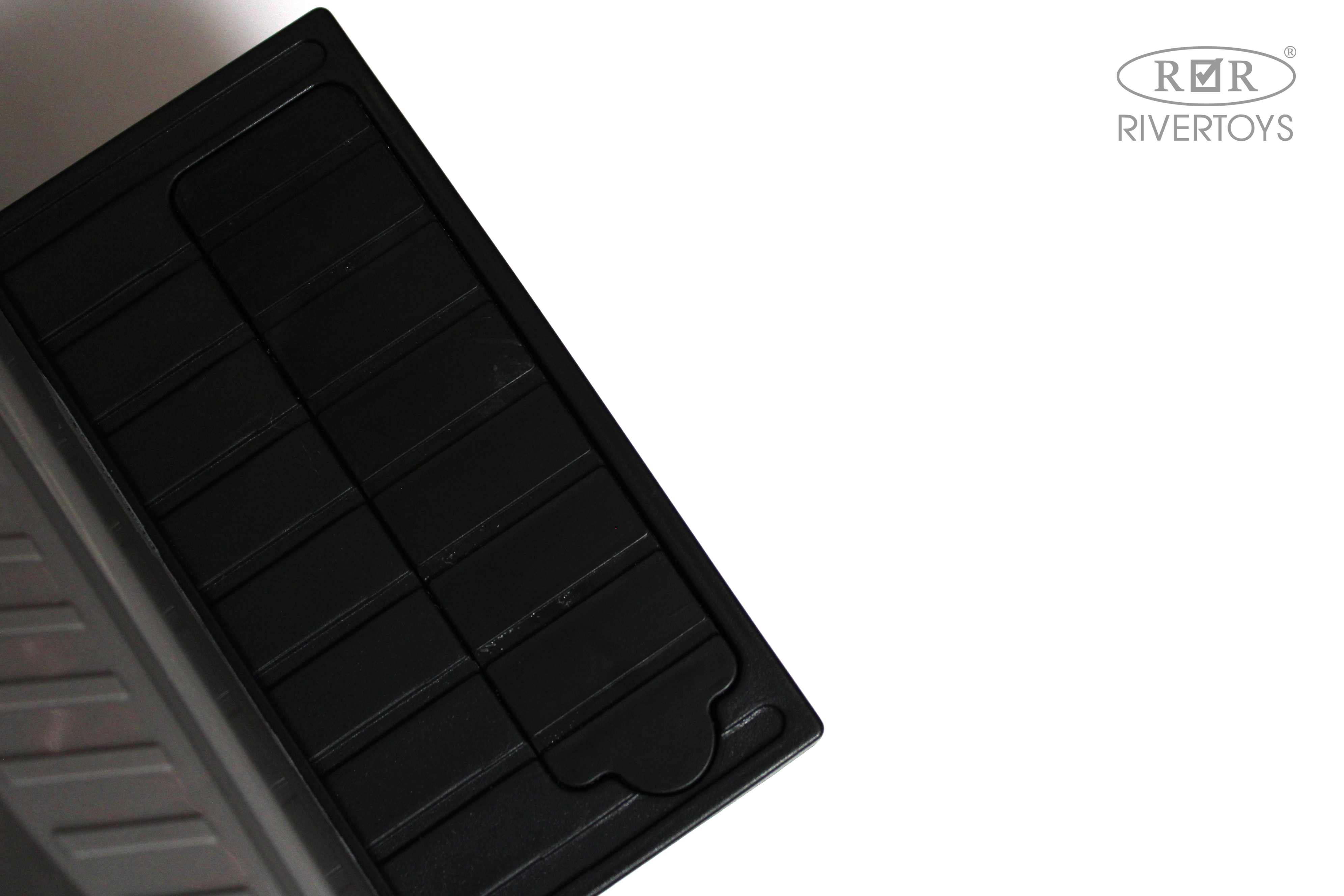 Каталка RIVERTOYS Mercedes-Benz G63 Blue Diamond синий - фото 30