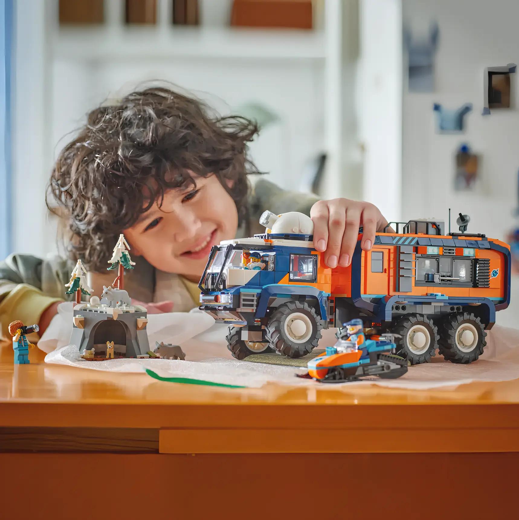 Конструктор LEGO City 60471 1064 дет. - фото 5