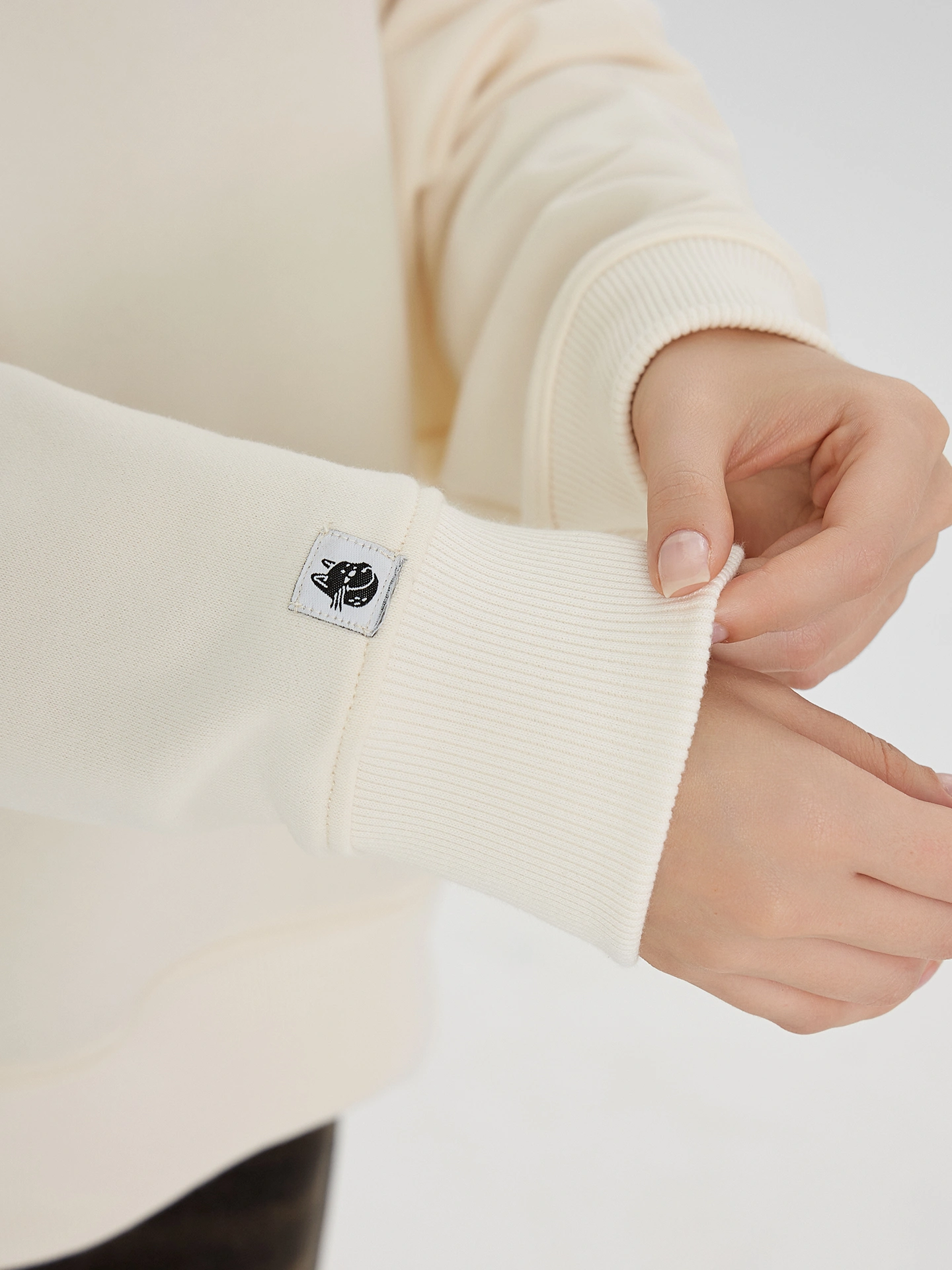 Свитшот Mark Formelle (Марк Формэль) 122813/1/молочный +печать2 - фото 6