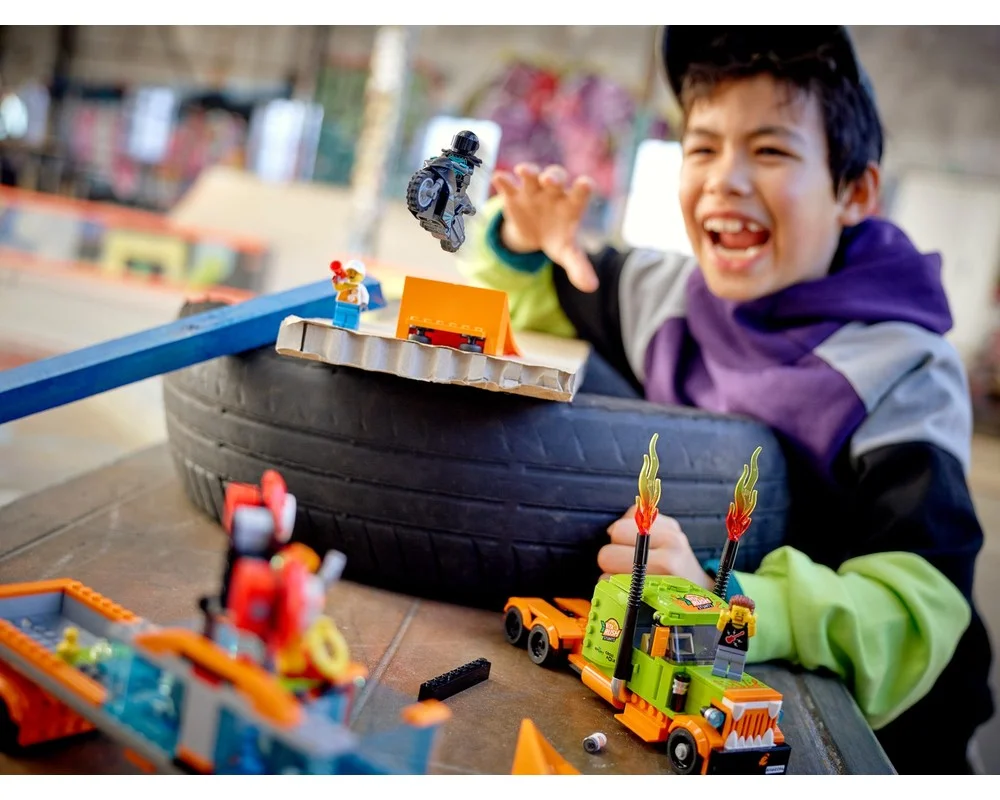 Конструктор LEGO City 60294 420 дет. - фото 13