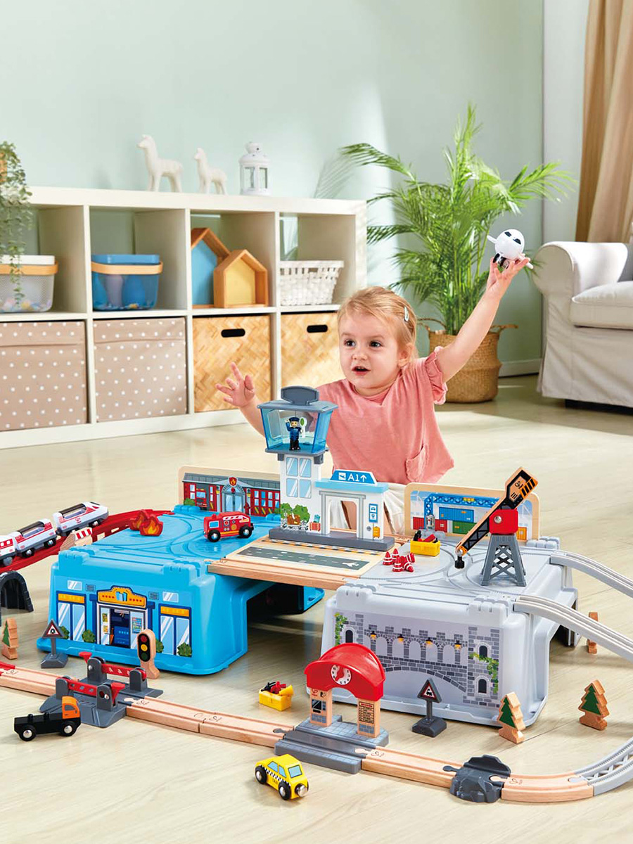 Набор железнодорожный Hape E3773_HP - фото 1