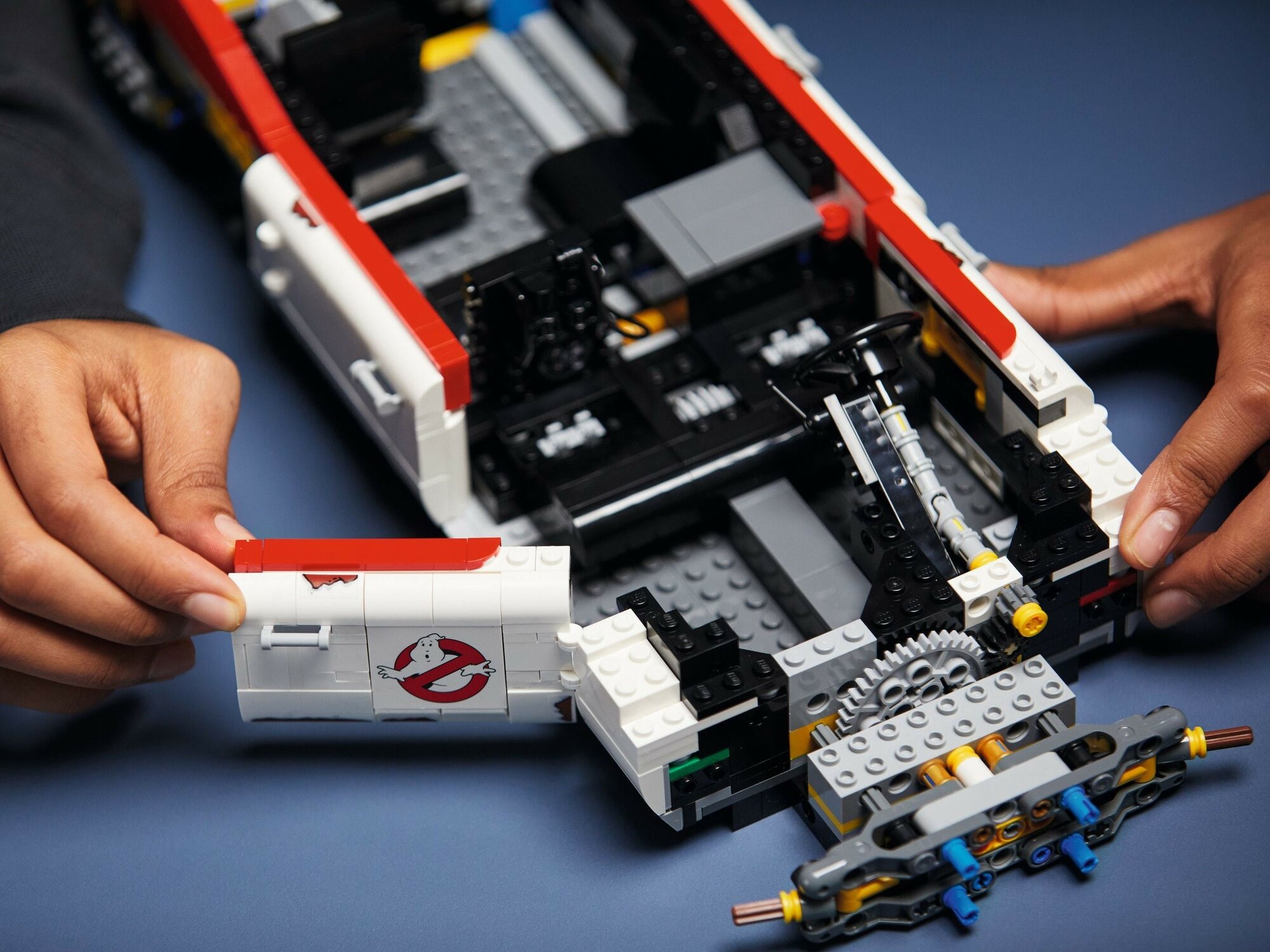 Конструктор LEGO Creator 2352 дет. - фото 6