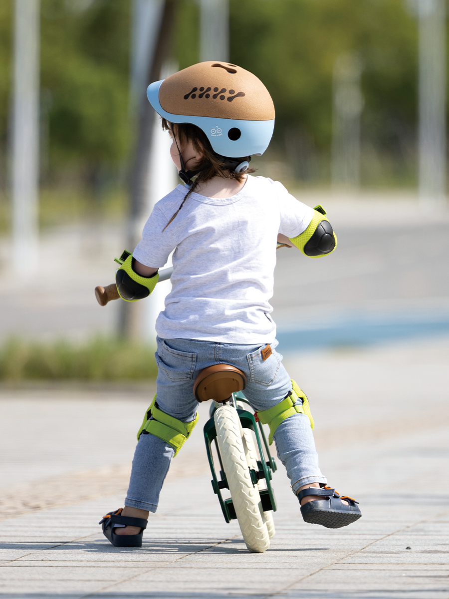 Шлем Hape - фото 1