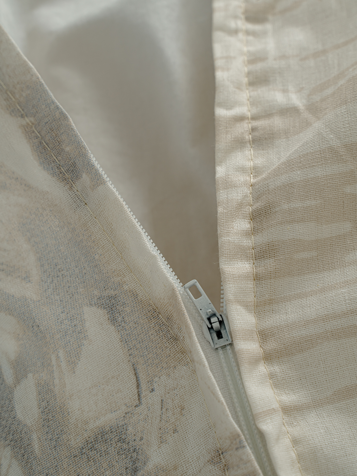 Комплект постельного белья LOVEBERRY Монохромные цветы двуспальный 4 предм. - фото 10