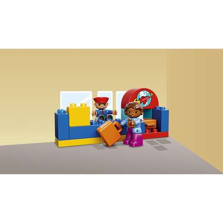 Конструктор LEGO DUPLO Town Аэропорт блочный