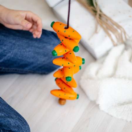 Игрушка Mag Wood шнуровка Морковки Бусы