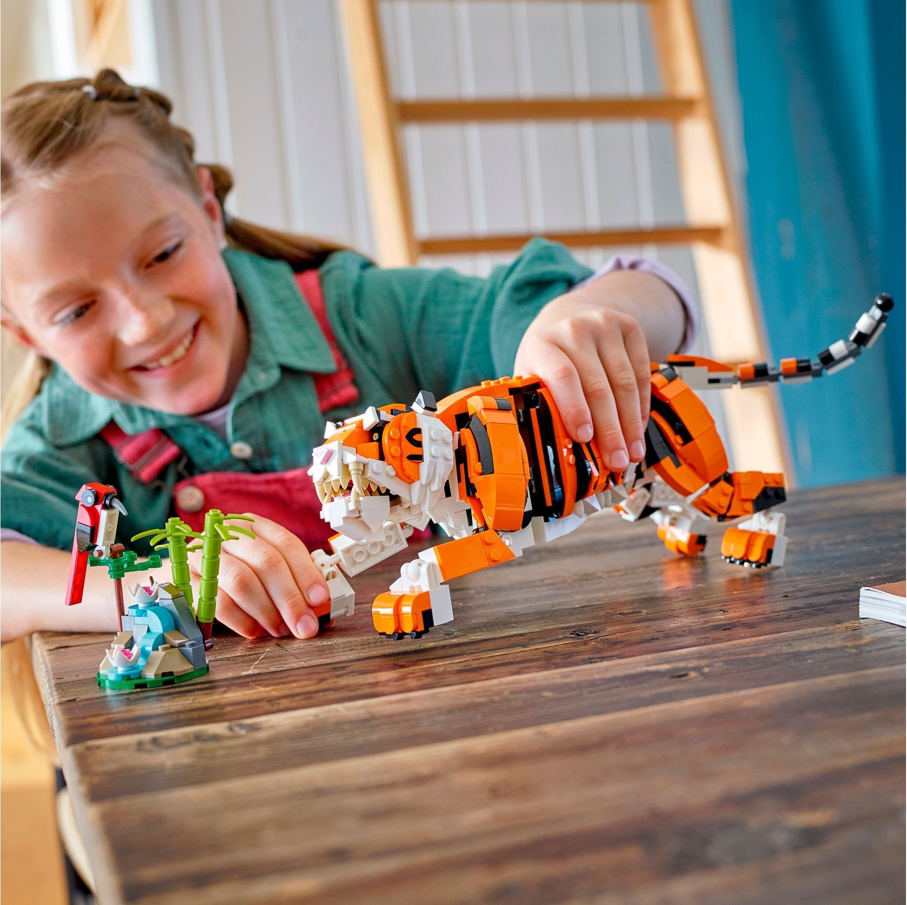 Конструктор LEGO Creator Величественный тигр 755 дет. - фото 8
