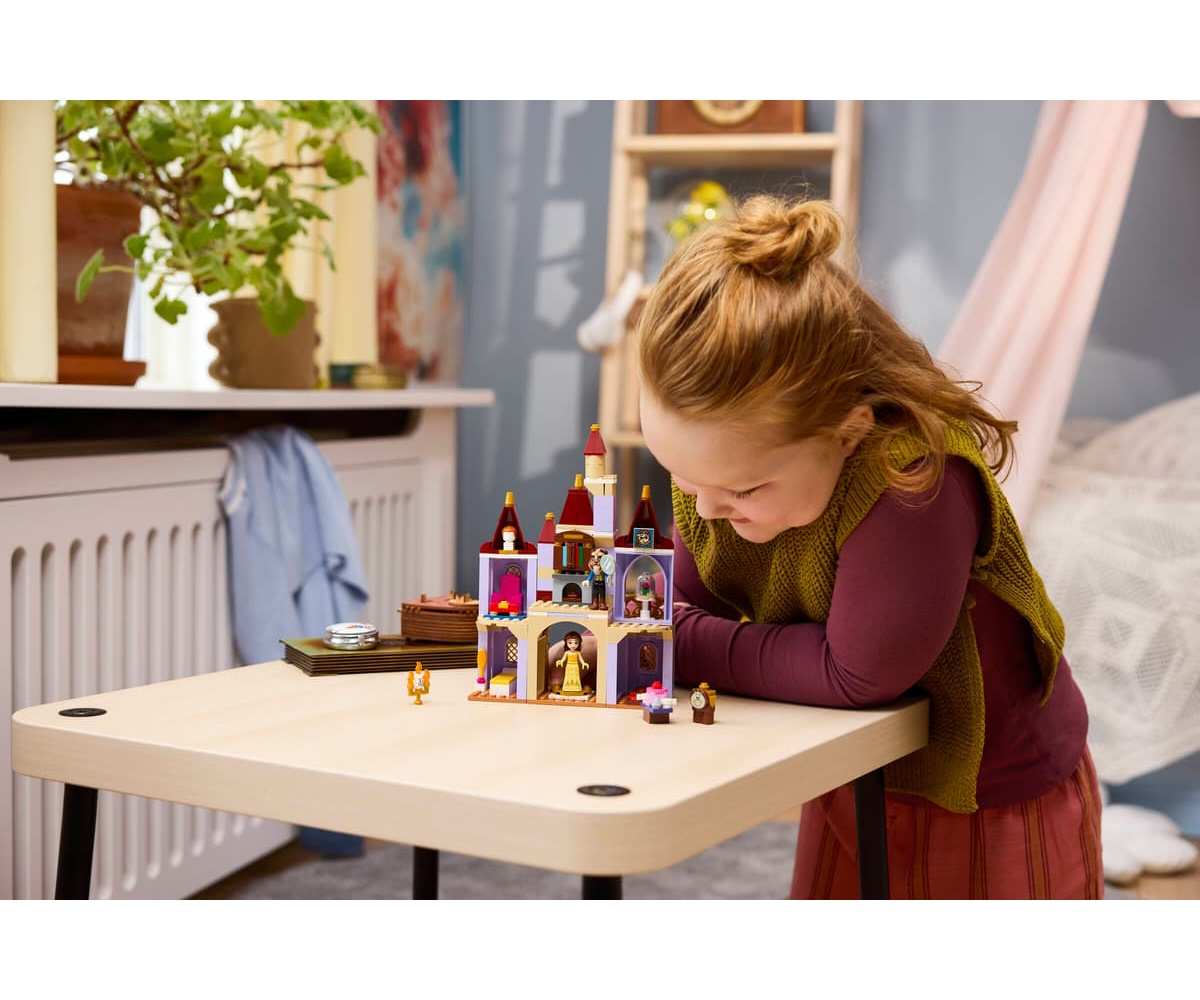 Конструктор LEGO Disney Замок Красавицы и Чудовища 254 дет. - фото 11