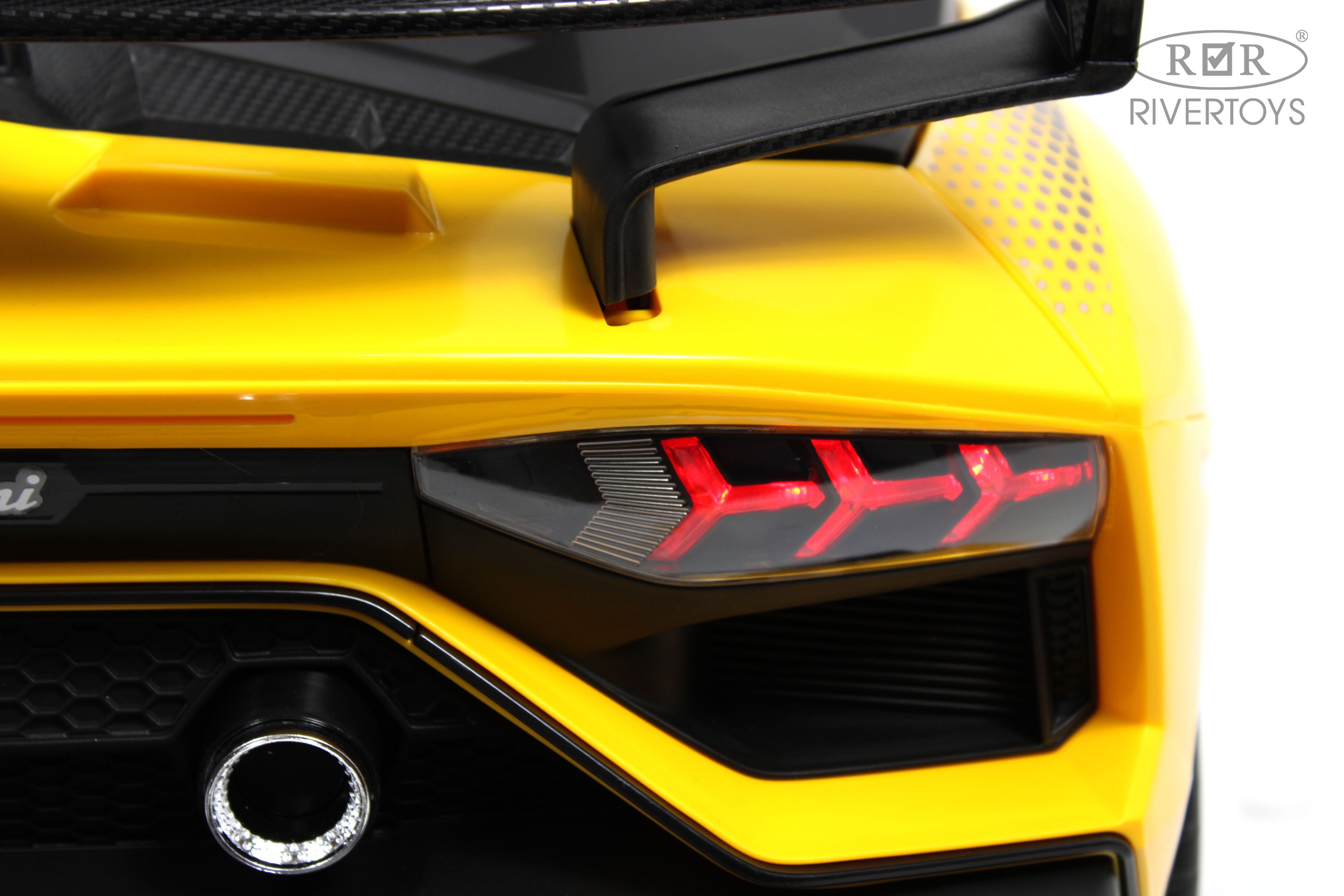 Электромобиль RIVERTOYS K888PX-YELLOW С пультом ДУ - фото 18