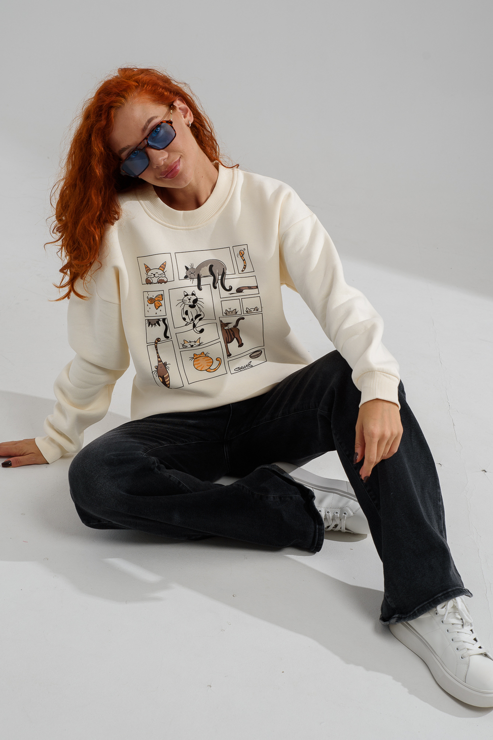 Свитшот Натали Суслова 8569 молочный+коты - фото 15