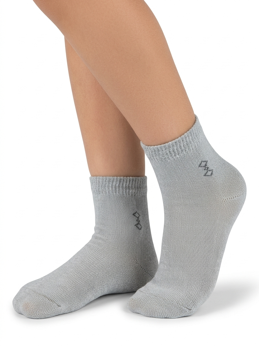 Изображение товара Гладкие носки для мальчика RuSocks 16 с двойным бортом и рисунком на паголенке Изображение товара Гладкие носки для мальчика RuSocks 16 с двойным бортом и рисунком на паголенке