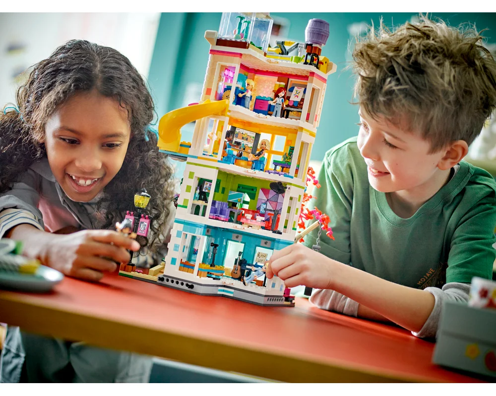 Конструктор LEGO Friends 41748 1489 дет. - фото 10