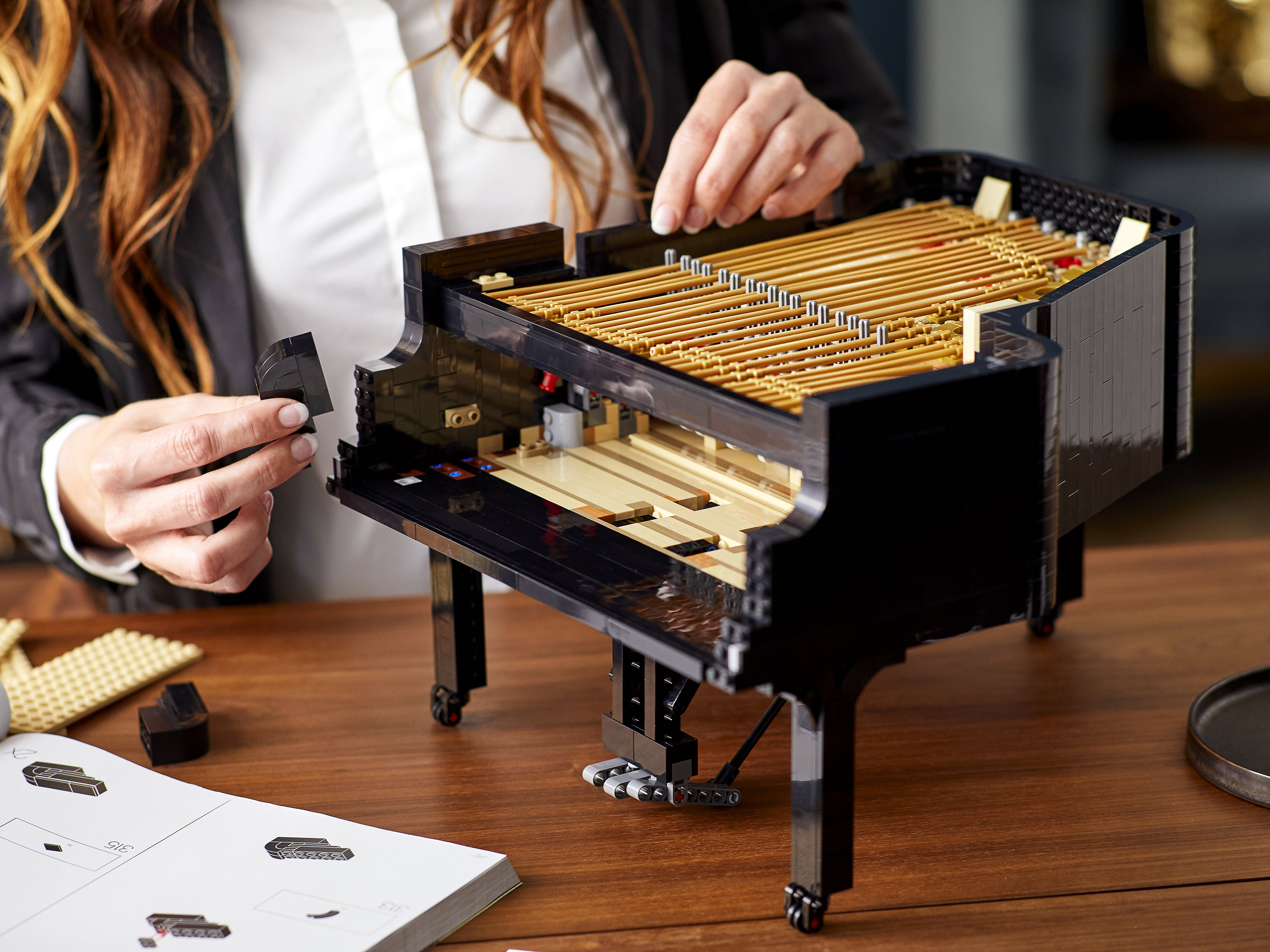 Конструктор LEGO Ideas 21323 3662 дет. - фото 4