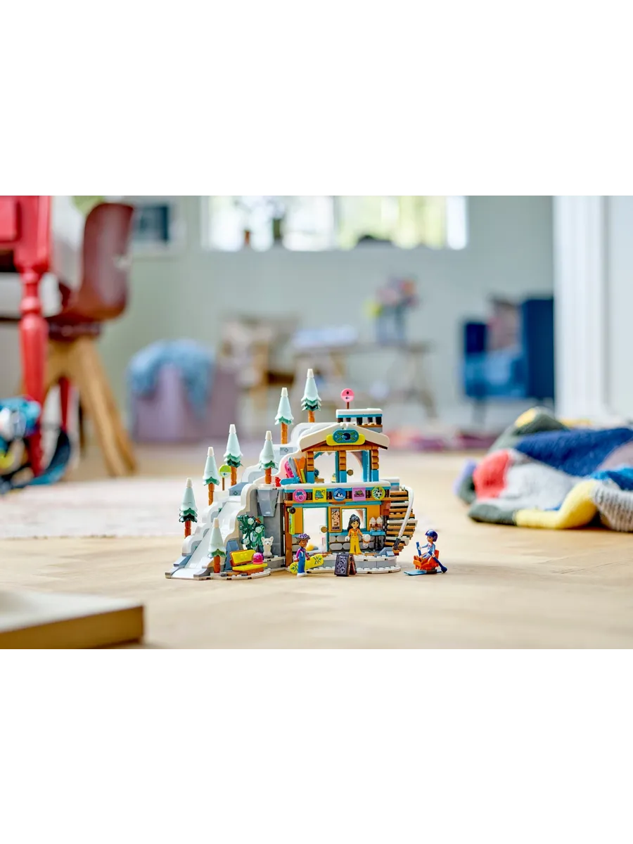 Конструктор LEGO Friends 980 дет. - фото 5