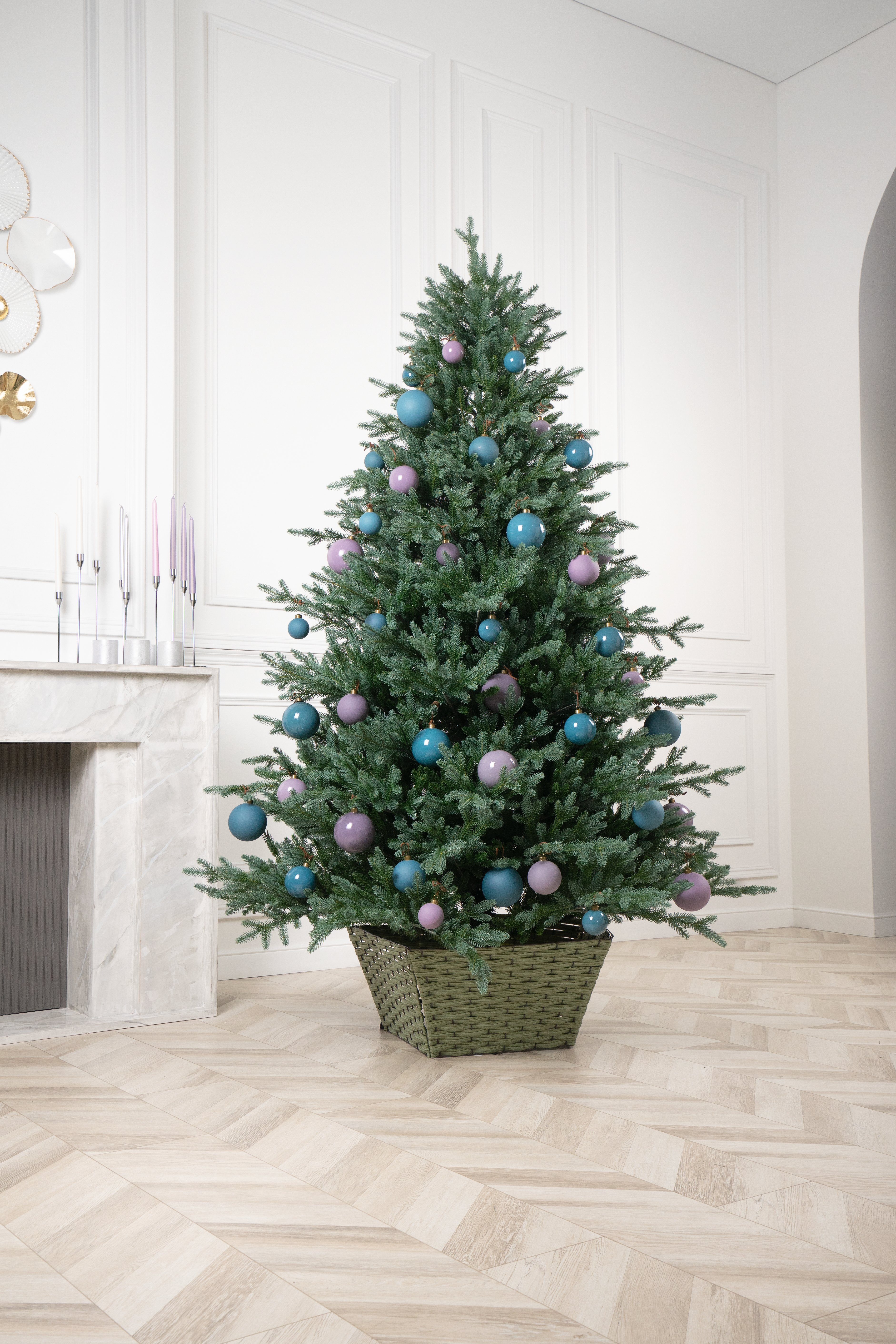 Искусственная елка Crystal Trees изумрудная Эдит 270 см - фото 4