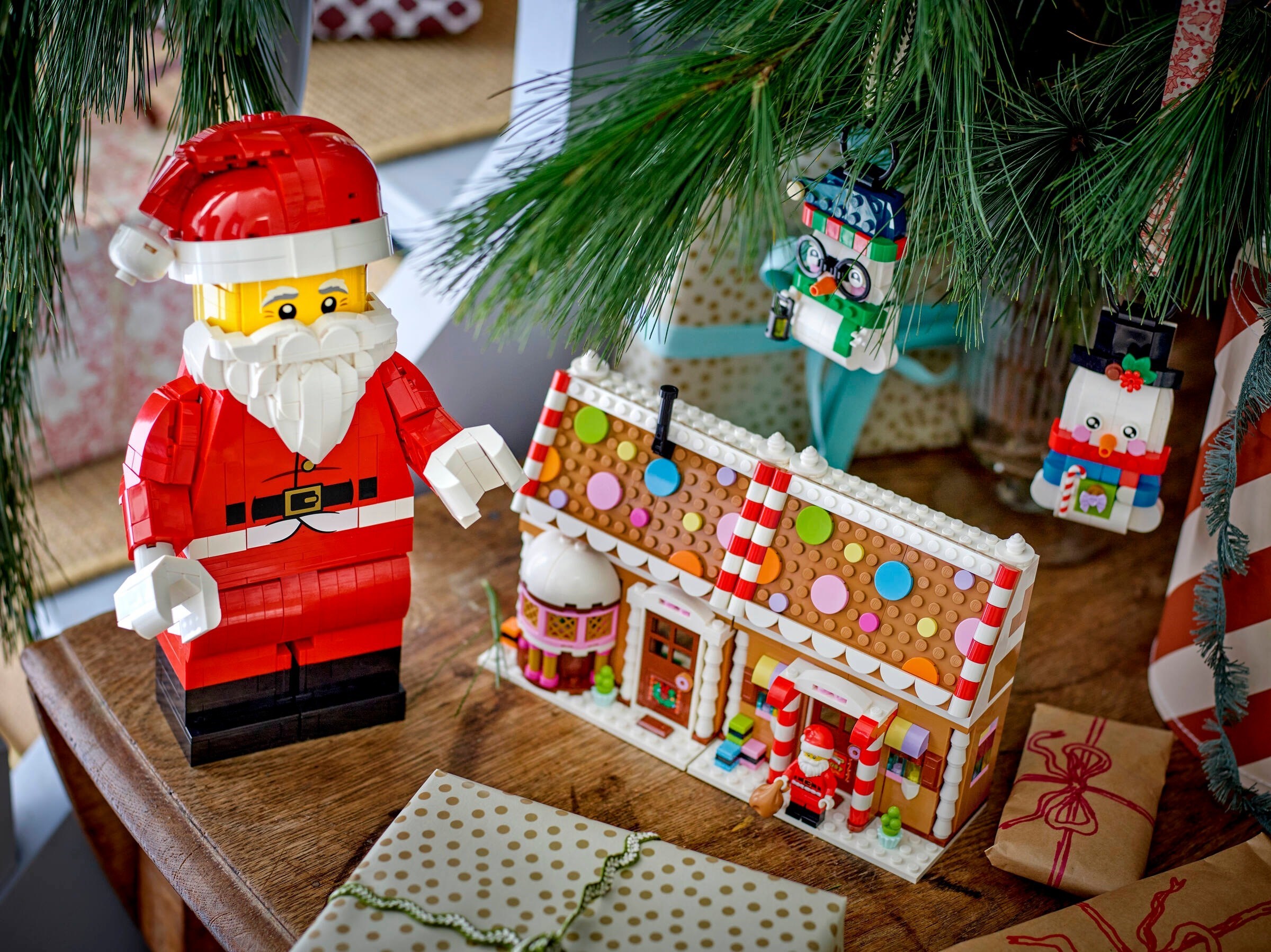 Конструктор LEGO Seasonal 40820 761 дет. - фото 3