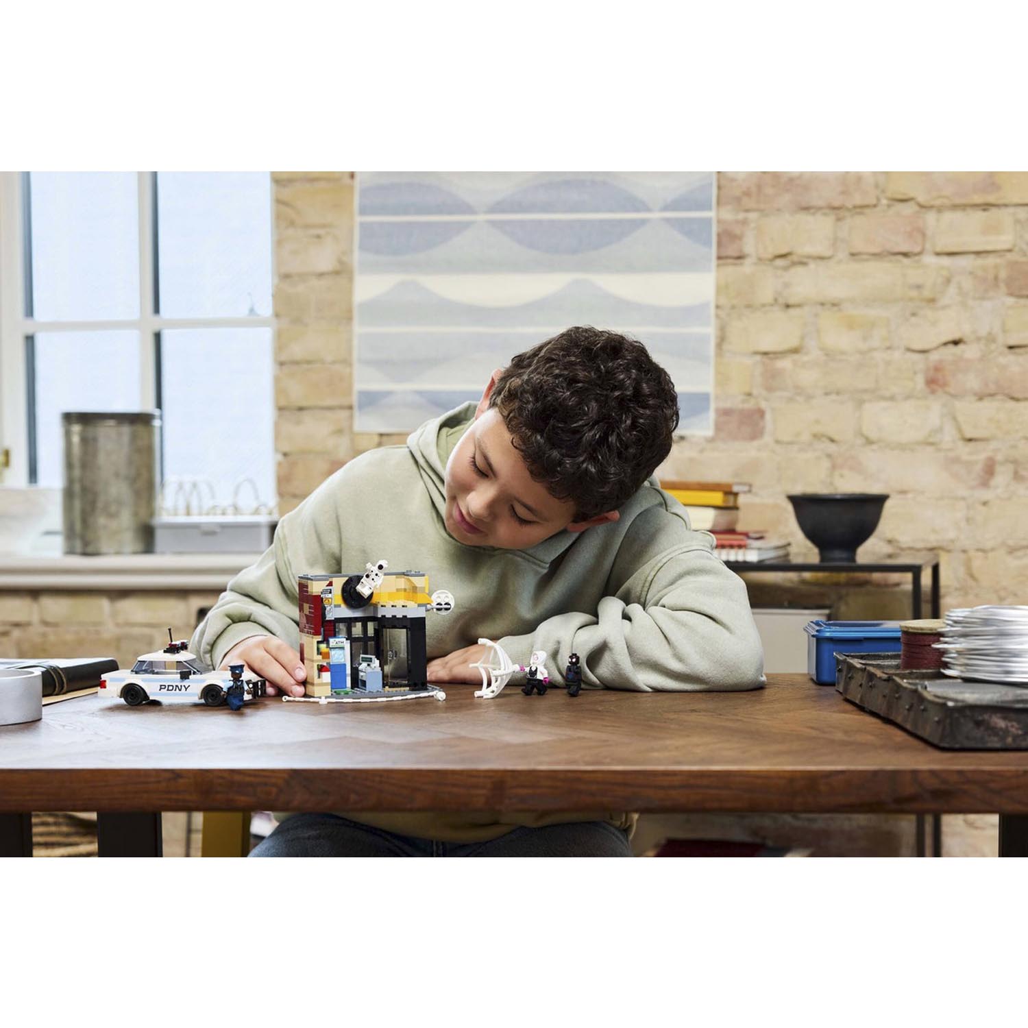 Конструктор LEGO Marvel Super Heroes Паутина Вселенных 375 дет. - фото 10