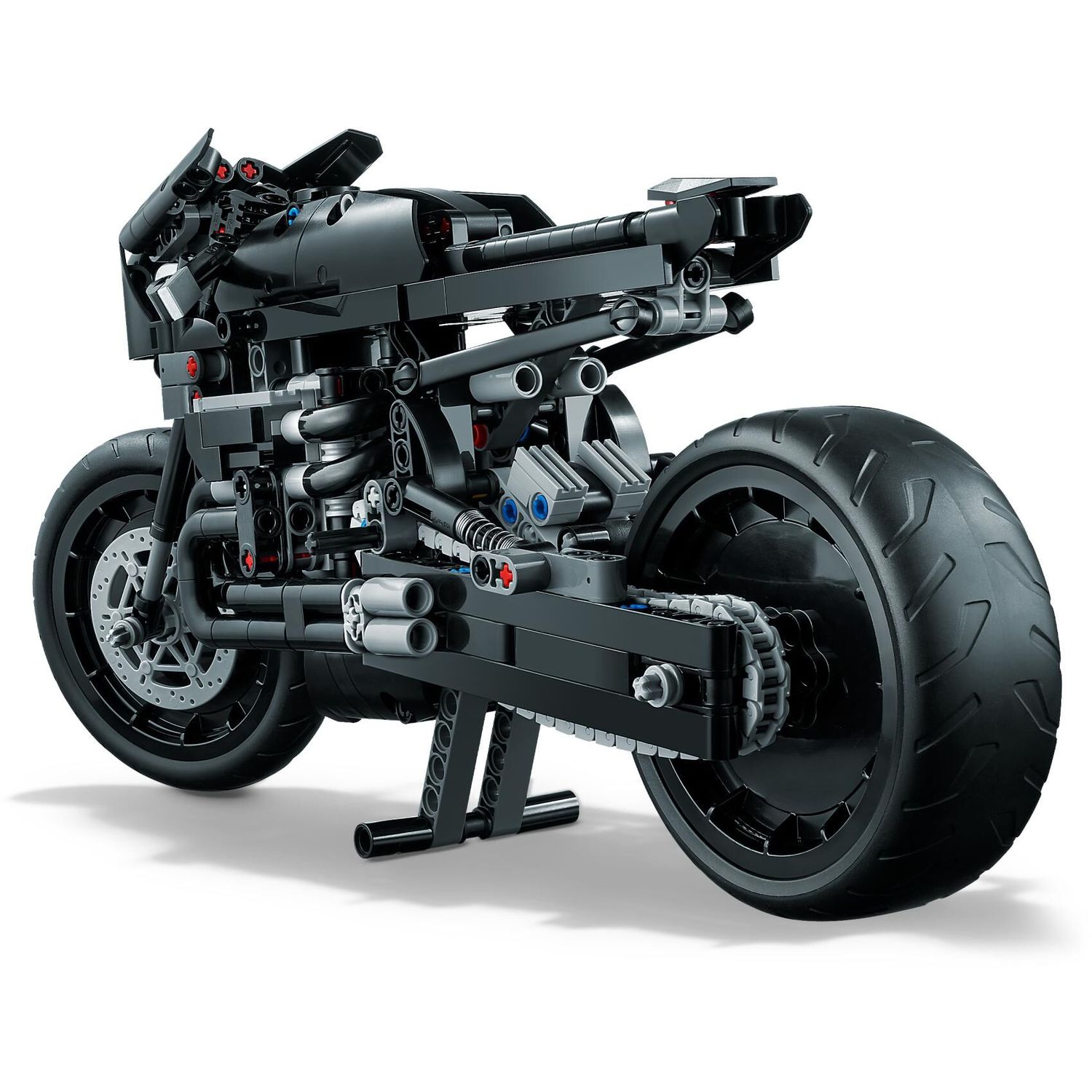 Конструктор LEGO Technic The Batman Batcycle 641 дет. - фото 4