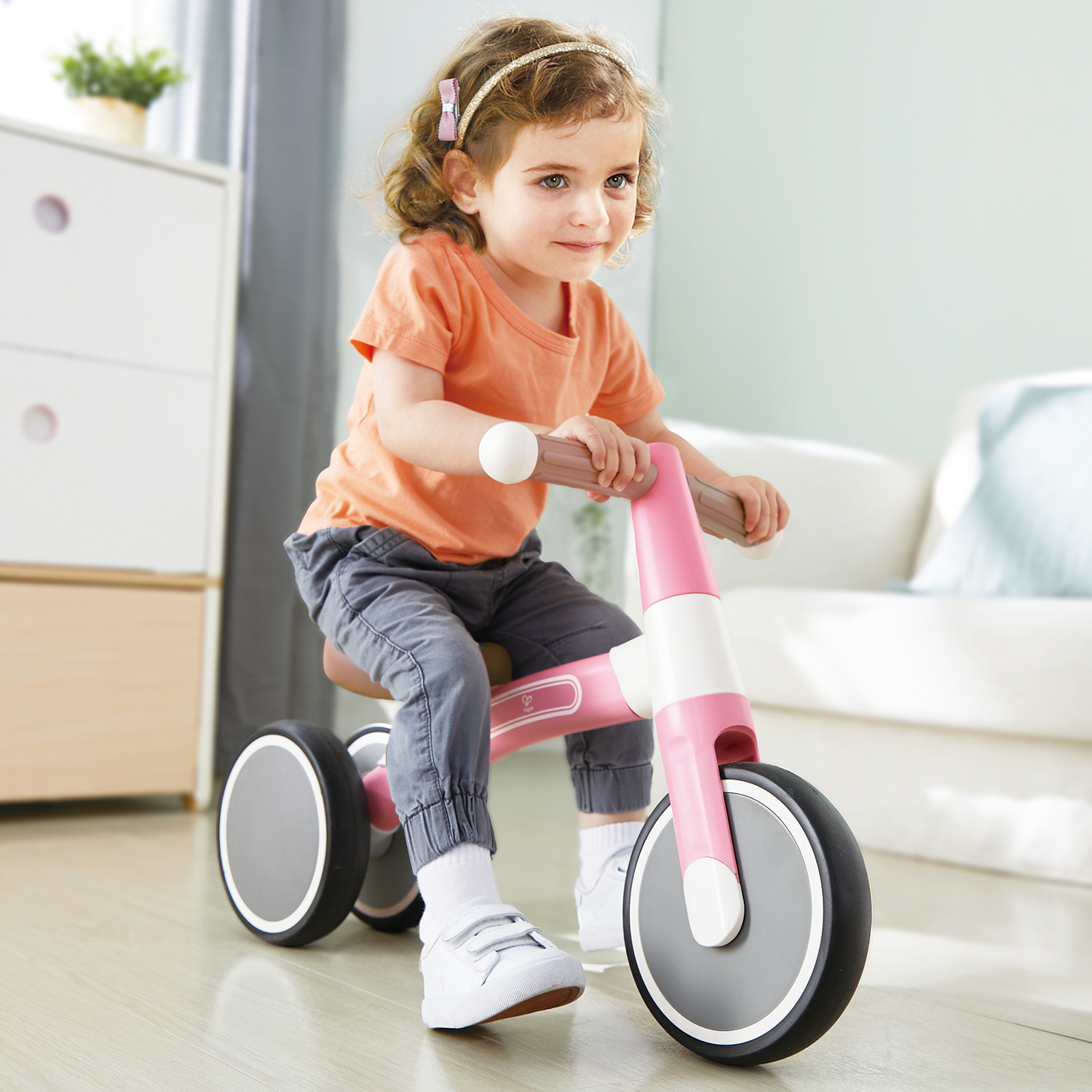Трехколесный беговел Hape - фото 1