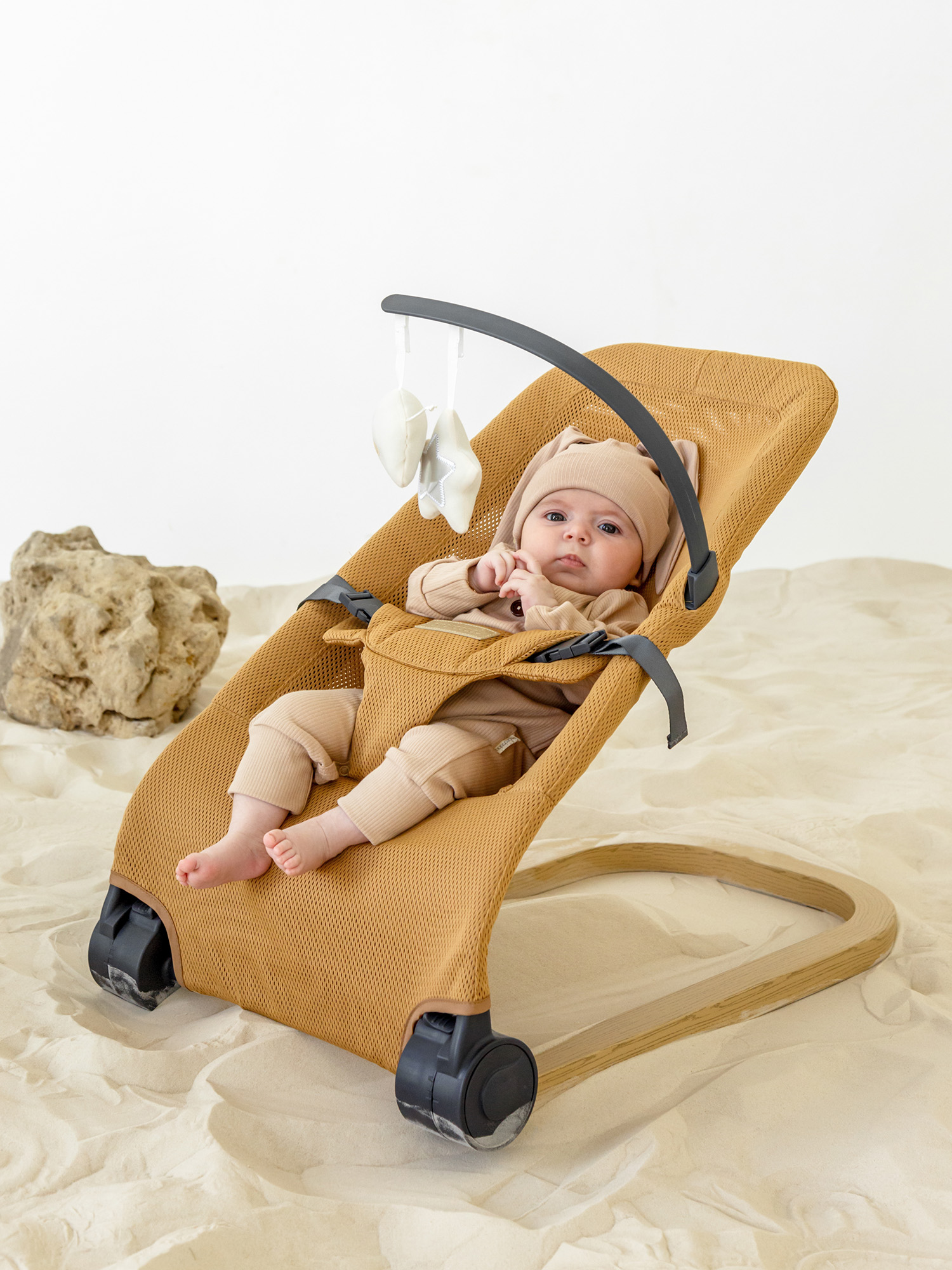 Шезлонг Amarobaby Baby relax бежевый - фото 12