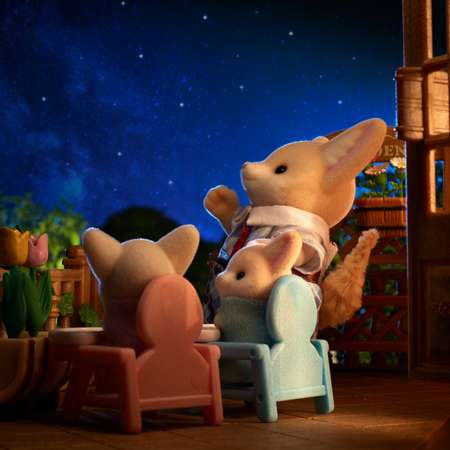 Игровой набор Sylvanian Families Семья лисичек фенек