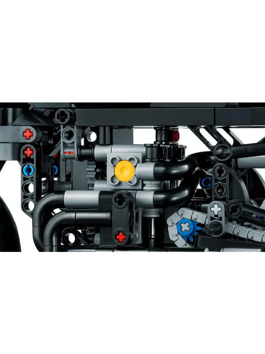 Конструктор LEGO Technic Бэтцикл 651 дет. - фото 6