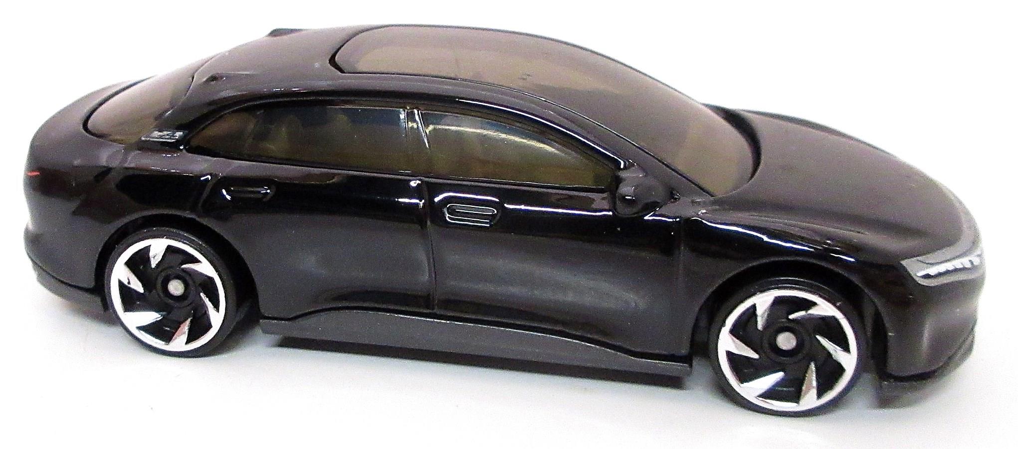 Автомобиль Hot Wheels Lucid Air 1:64 62803 - фото 1