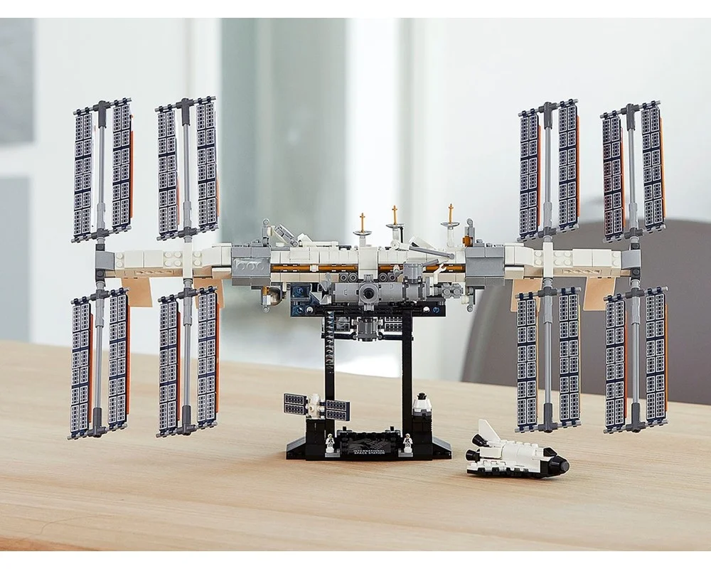 Конструктор LEGO Ideas 21321 864 дет. - фото 12