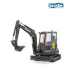 Экскаватор Bruder Volvo ECR40