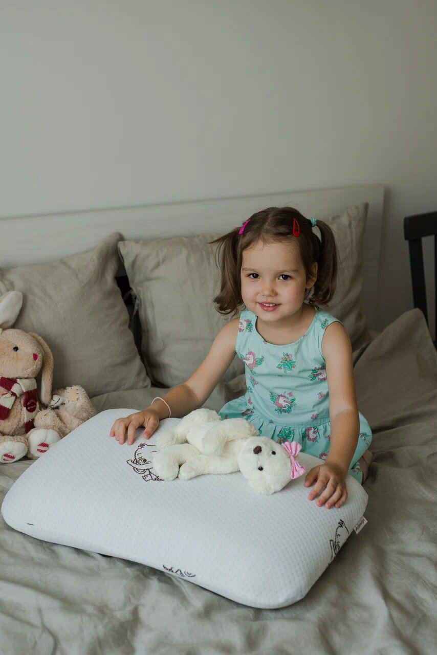 Анатомическая подушка Asvetida Kids детская 40х60 c эффектом памяти Memory Foam - фото 10