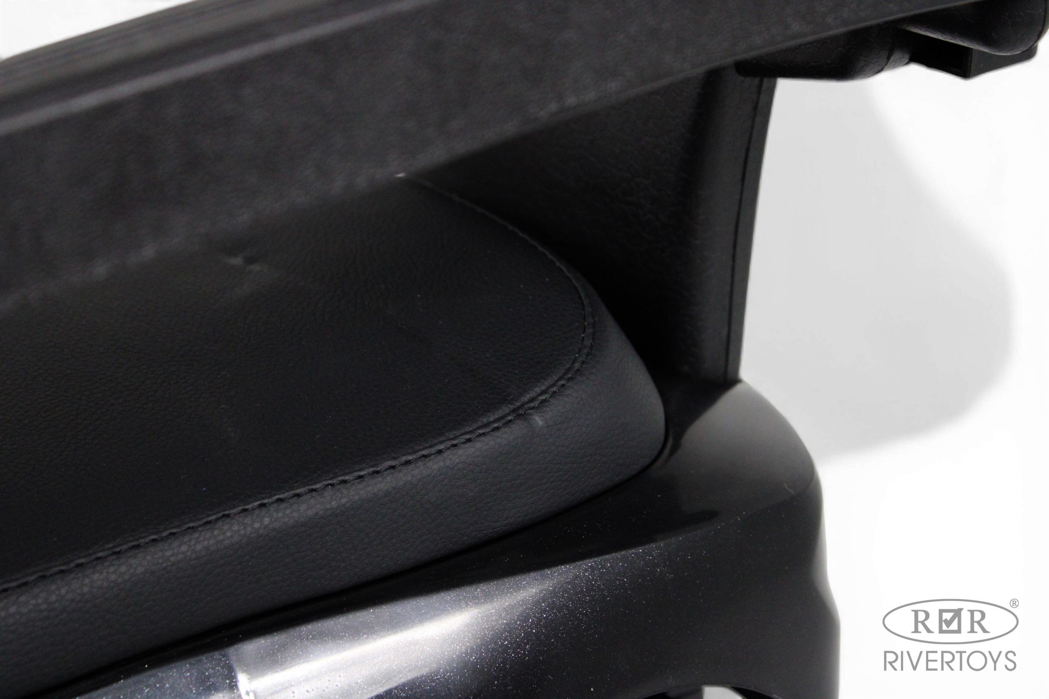 Каталка RIVERTOYS Z005ZZ-MP-BLACK черный - фото 7