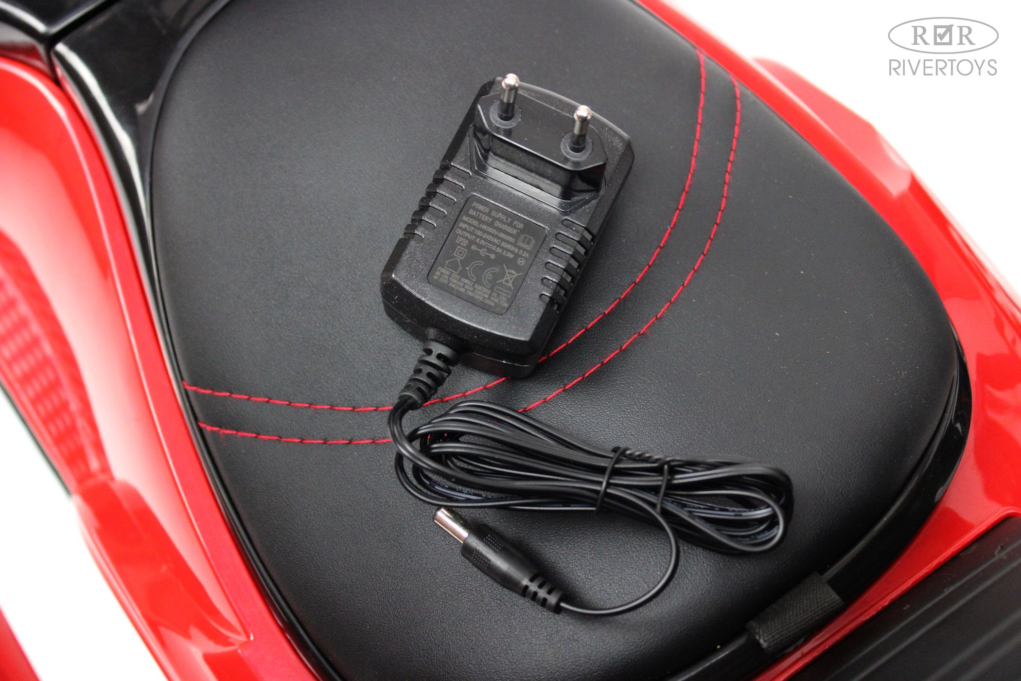 Электромобиль RIVERTOYS Mercedes A888AA-H-RED - фото 28