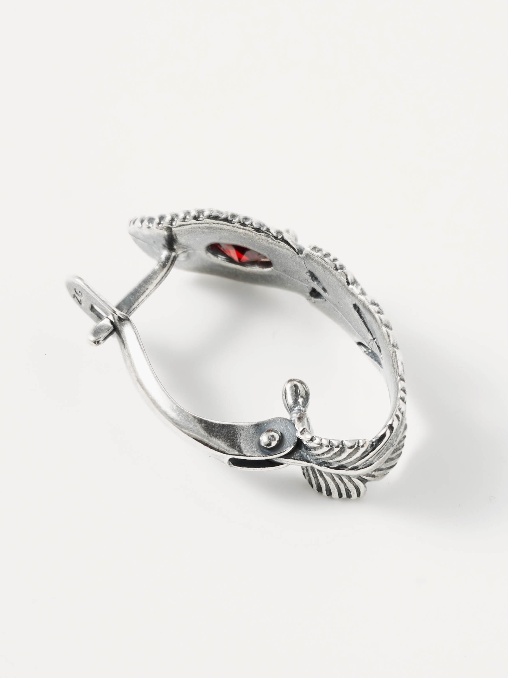 Серьги Shine and Beauty 80427-205-с-красныйфианит - фото 6