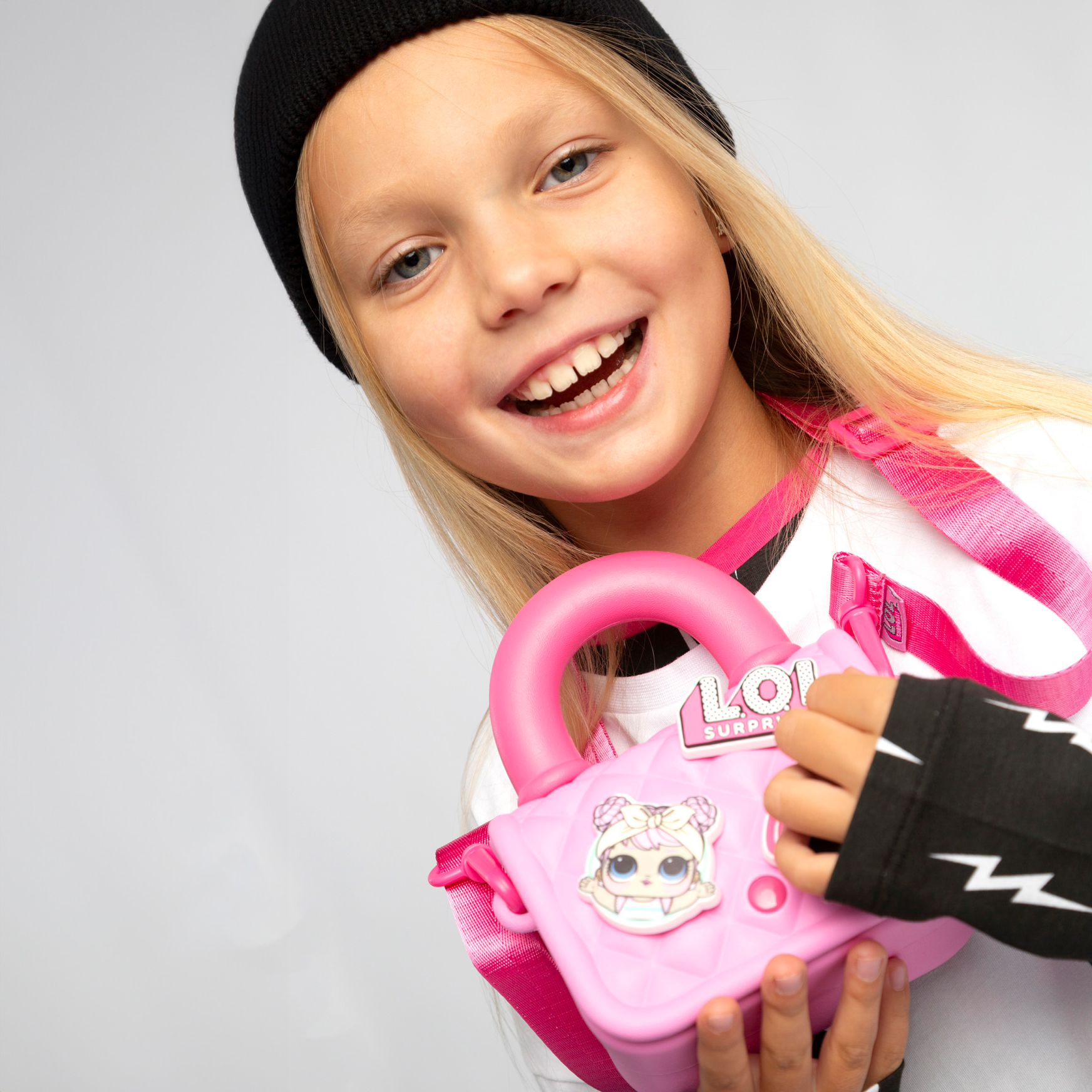 Сумка L.O.L. Surprise! розовая на кнопке + джиббитсы - фото 8