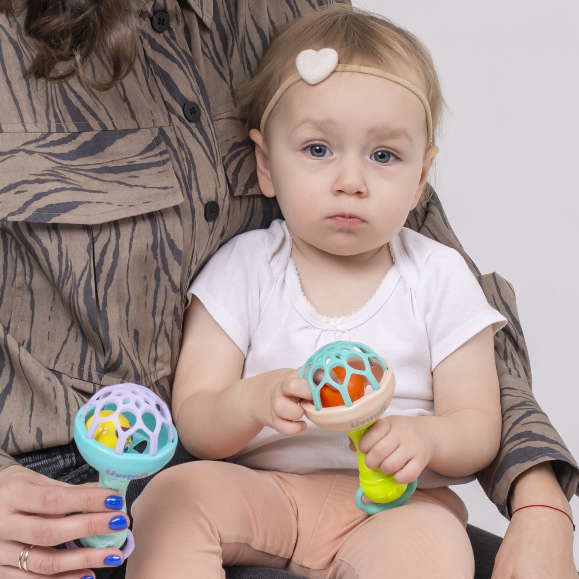 Игрушка Uviton погремушка смайлик в ассортименте - фото 18